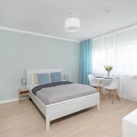 Apartament Bukowska Elegancki Z 1 Sypialnia I Biurkiem By Renters