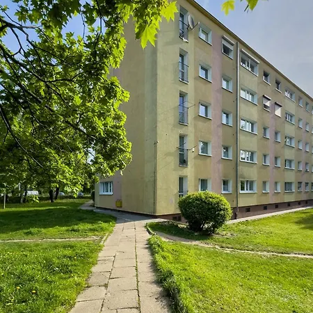 Bukowska Elegancki Z 1 Sypialnia I Biurkiem By Renters * Poznań