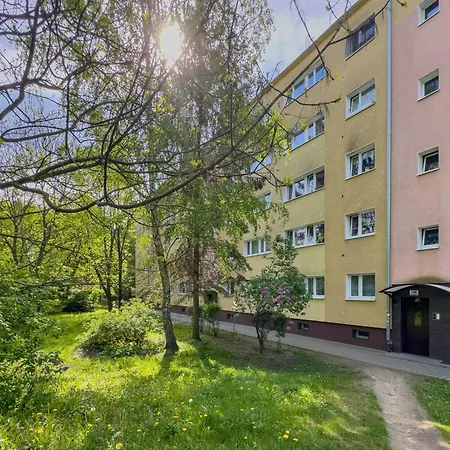 Bukowska Elegancki Z 1 Sypialnia I Biurkiem By Renters * Poznań