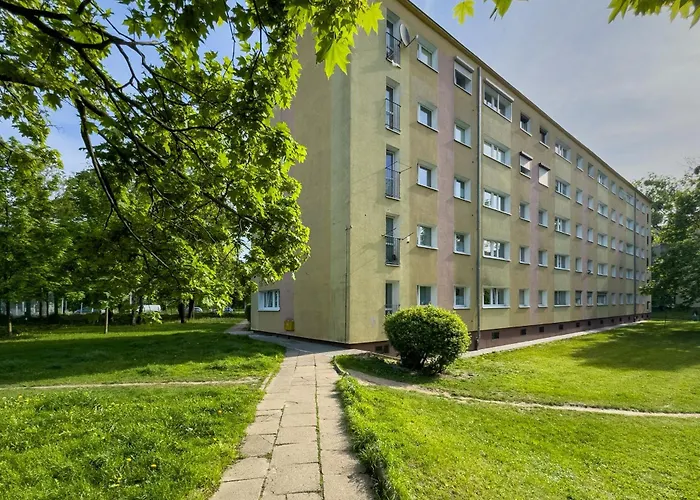 Bukowska Elegancki Z 1 Sypialnia I Biurkiem By Renters * Poznan