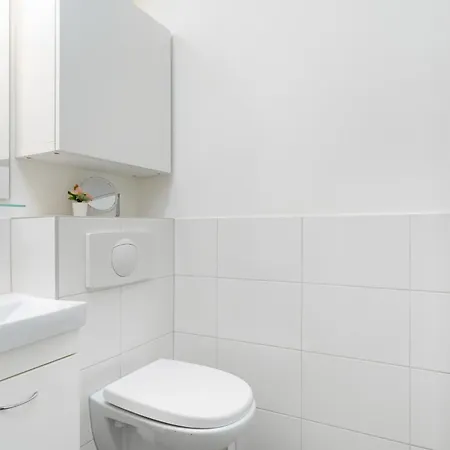 Bukowska Elegancki Z 1 Sypialnia I Biurkiem By Renters Апартаменты